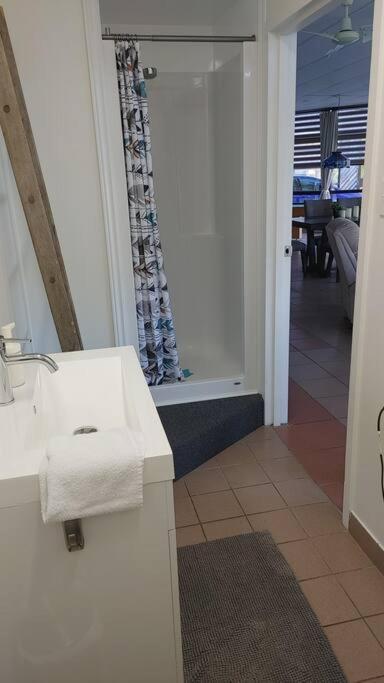 Loft Avec Vue A 180 Degre Apartment Louiseville Luaran gambar